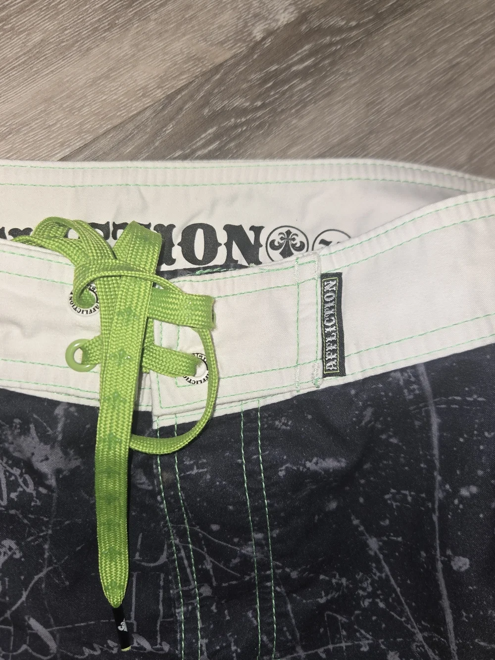 Affliction Board Shorts Mens 34 Live Fast Swim Trunks Lightweight